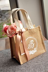 Bolsas de Regalo de Yute 100% Ecológicas con Logotipo Personalizado de Alta Calidad, Elegantes para Uso Diario, Bodas y Promociones - Product Image 3