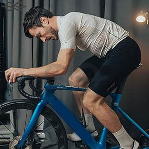 กางเกงออกกำลังกายขาสั้นระบายอากาศได้ดีสำหรับผู้ชายกางเกงวิ่งออกกำลังกายพิมพ์ซับลิเมชันผ้าโพลีเอสเตอร์น้ำหนักเบา - Product Image 5