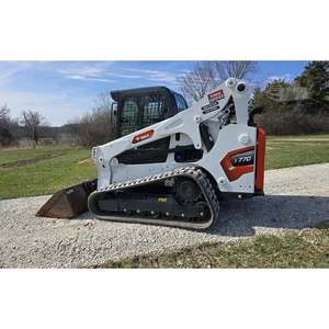 Chargeuse compacte T770 2026 avec godet de 40 tonnes, occasion, avec accessoires de chargeuse frontale, de rétrocaveuse et de chargeuse sur roues - Product Image 1