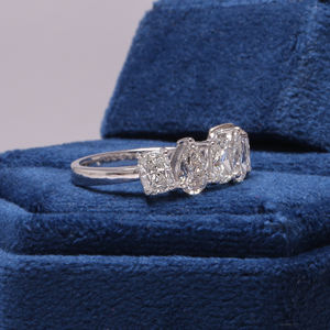 Pera cultivada en laboratorio perfecto, anillo de compromiso de diamante con corte de cojín, certificado de plata esterlina IGI, banda de regalo de ajuste de pavé de lujo - Product Image 2