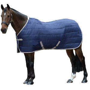 Des tapis stables faciles à nettoyer pour les chevaux conçus pour une utilisation en intérieur offrent confort et protection contre le froid tous les jours - Product Image 1