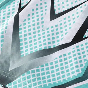 Tenues de basketball sur mesure grande taille à faible MOQ, 100 % polyester, antibactériennes et respirantes - Product Image 3