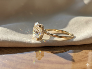 Anillo de Compromiso Lurba Jewels Vintage, Chapado en Oro de 14K, Certificado, Corte Ovalado, Halo Oculto, Moissanita, Plata de Ley 925 - Product Image 4