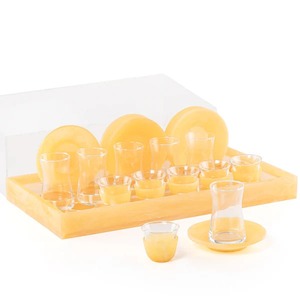 Exclusivo Juego de Tazas de Té de Resina Epoxi Istikana con Tapa Acrílica, 12 Tazas y Platos, Caja de Regalo para Celebraciones de Ramadán, Eid y Bodas - Product Image 1