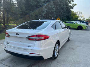 Fusion Hybrid 2020 en parfait état - Product Image 4