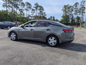 2020 Nissan Sentra S AWD Turbo R18 Tejido oscuro Listo para enviar - Product Image 2