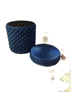 Bougeoir votif en verre Geo Cut pour la décoration de la maison et les occasions de Pâques Bougeoirs et lanternes - Product Image 1