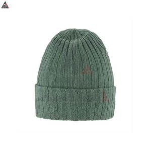 Gorro de Invierno Personalizado con Logotipo Bordado, Hecho en Pakistán, al por Mayor, Precio Económico, Diseño Sencillo, Alta Calidad, Unisex para Adultos - Product Image 6