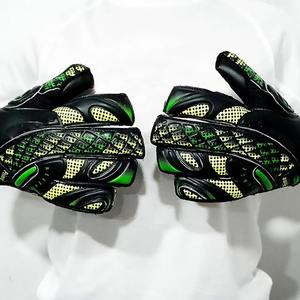 Professional Goalkeeper <b>Gloves</b> Durable Material Finger Protection - Product Image 4