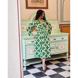 Robe verte Jaal, style modeste, sexy, formel et romantique, respirante, vêtements de sport élégants, tailles XL XXL 2XL, dentelle, fermetures éclair, ceintures - Product Image 3