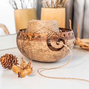 Cuencos de hilo de cáscara de coco al por mayor, cuenco de soporte natural para hilos de madera producidos por el mejor proveedor de Vietnam - Product Image 4