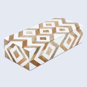 กล่องเครื่องประดับฝังกระดูกโบราณ กล่องตกแต่งลายดอกไม้ประณีต - Product Image 5