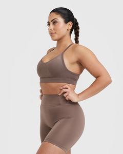 Conjunto de Yoga de secado rápido para mujer Pantalones estampados ajustados y hermoso chaleco deportivo trasero para fitness - Product Image 2
