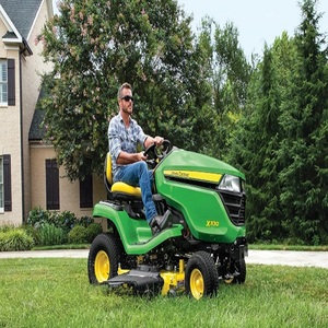 Tractor cortacésped agrícola usado John Deeree X330 a la venta en stock listo para enviar eficiente y robusto para la Agricultura - Product Image 1