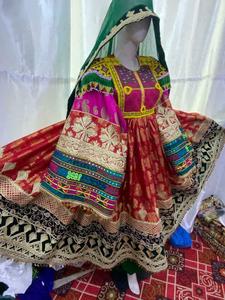 Vestido banjara Afghani, prenda de diseño con tallas personalizadas disponibles, de alta calidad, a la venta, hecha en Pakistán por WS Internacional, 100% - Product Image 3