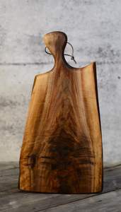 เขียงไม้ธรรมชาติพร้อมเขียงดีไซน์เรซินทนทานสำหรับหั่นชีสผักและเขียงหั่นชีส - Product Image 3