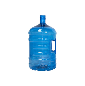 Botella de agua potable de 5 galones de capacidad de 18,9 litros de plástico PET sin BPA de calidad superior más vendida con mango de ABS insertado - Product Image 1