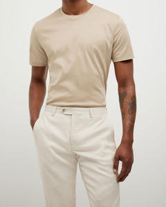 T-shirt Streetwear à col rond à demi-manches surdimensionné de qualité supérieure pour hommes en coton doux à séchage rapide avec logo personnalisé et impression numérique - Product Image 1