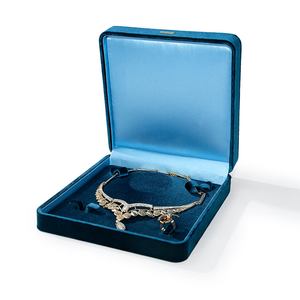 Organisateur de bijoux rectangulaire 190x190x55mm pour ensembles de colliers multi-pièces - Product Image 2