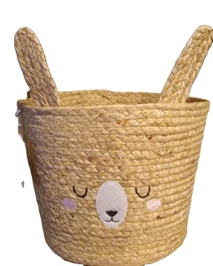 Panier de rangement rond en jacinthe d'eau tressée Sisu-Lapin - Product Image 1