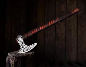 ใบมีดเหล็กกล้าคาร์บอนด้ามจับตามหลักสรีรศาสตร์พร้อมปลอกหนังสำหรับใช้งานกลางแจ้งงานตามสั่ง - Product Image 5