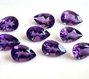 Ametista Natural Corte Pera 7x10 mm Facetada - Ametista Suelta de Alta Calidad - Product Image 2