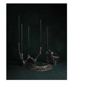 Candelabro de Latón y Aluminio Refinado Hecho a Mano, Acabado Premium, Estilo Moderno, Decoración para el Hogar de Alta Gama - Product Image 4