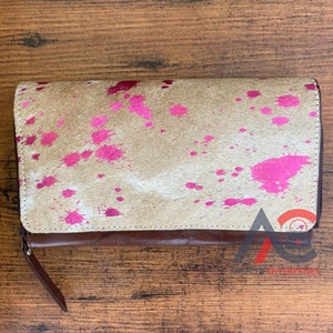 Nueva llegada billeteras metálicas de cuero genuino con solapa para mujer billetera de cuero de vaca occidental para tarjetas de crédito tendencia embrague de teléfono de lujo - Product Image 1