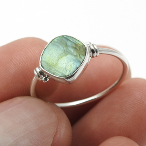 Ensemble de lunettes en argent sterling 925 massif Labradorite naturelle Bague en forme de coussin Bijoux faits à la main Prix de gros Fournisseurs - Product Image 1