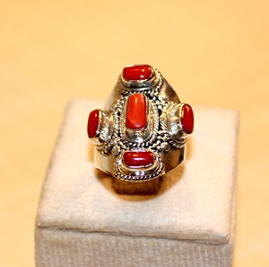 Bijoux ethniques népalais fabriqués à la main pierre précieuse bague en corail rouge Offre Spéciale femmes bijoux cadeau personnalisé fête argent 925 bande OEM - Product Image 1