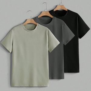 T-shirts unisexe en coton doux pour un port confortable, idéal pour un look minimal Cadeaux personnalisés Expression créative dans le style de rue - Product Image 5