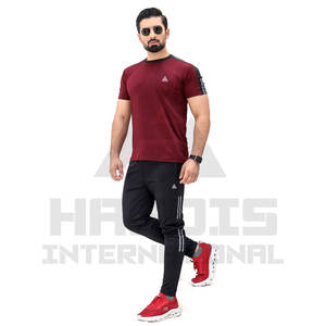 Survêtement Homme Prix Bas Survêtements Vente en gros Survêtement de sport Survêtement d'entraînement Jogging Vêtements de sport Survêtement personnalisé - Product Image 1