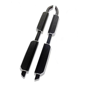 Pedana Laterale in Alluminio UJ per Defender 110 2020- Nera/Argento Antiscivolo Facile Installazione per Fuoristrada e Uso Quotidiano - Product Image 4