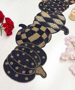 Mantel individual y almohadillas para mesa con cuentas, decoración elegante para el hogar y protector funcional para mesas de comedor - Product Image 1