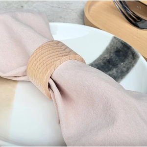 Juego de 6 servilleteros de madera para Decoración de mesa elegante, servilleteros de madera con forma de corazón modernos, perfectos para cenas y fiestas - Product Image 5