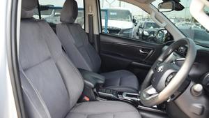 LISTO PARA ENVIAR, TO-YO-TA FO-RTU-NER AWD DIÉSEL 2.8L 2023, VOLANTE A LA DERECHA - Product Image 4