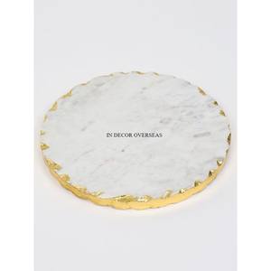 Articles alimentaires en marbre de la meilleure qualité de forme ronde plateau de service avec bords dorés accessoires de cuisine design pour la maison et l'hôtel - Product Image 1