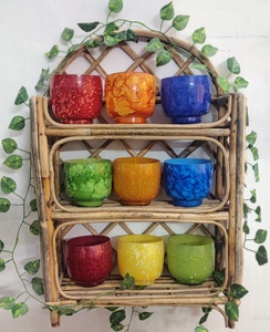 Pot fantaisie multicolore marbré, Unique, décoratif et polyvalent, à poser à la main, avec petite bougie carrée - Product Image 3