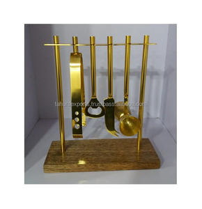 Nuevo diseño de utensilios de cocina Juego de cubiertos de metal Juego de cubiertos con tamaño personalizado para exportar desde la India Hecho a mano a granel - Product Image 1