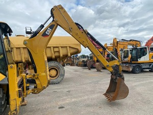 CAT 432F2 Condición Cargador de rueda delantera Carga nominal de 2 toneladas Garantía de 1 año Motor central Bomba de cojinete de motor Engranaje de caja de cambios para mover - Product Image 2