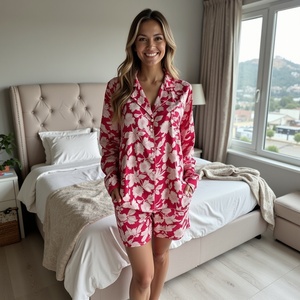 Conjunto de pantalones cortos de viscosa suave y sedosa para mujer, camisa de manga larga, pijama con estampado de flores, traje para el hogar, cierre de cintura elástica para el verano - Product Image 1