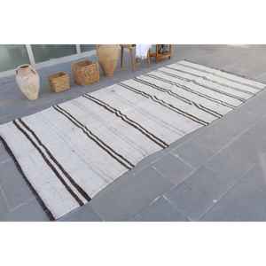 Alfombra Vintage de 5.4x11.2 pies, Alfombra Turca, Alfombra de Lana Blanca con Diseño Floral - Product Image 3