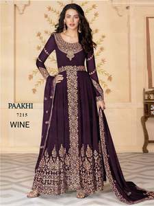 Vestido musulmán tradicional y accesorios - Product Image 2