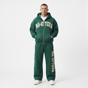 Ensemble survêtement homme personnalisé : sweat à capuche zippé épais et pantalon de jogging large - Product Image 1