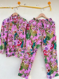 ชุดนอนผ้าฝ้ายพิมพ์ลายดอกไม้ - Product Image 6