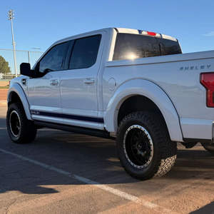 Ford Shelby F-150 SuperCrew 4x4 d'occasion de 2018, environ 16 100 miles, 755 ch, V8 suralimenté, 4 roues motrices - Product Image 1