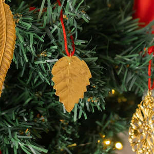 Gold Metal Leaf Hanging Ornament For Christmas Tree Decoration with Customization - Product Image 6