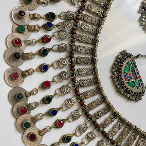 Women's <b>Simple</b> Design 4-Piece Fashion Afghan Jewelry Sets Custom Made Earring for Weddings Factory Direct from Supplier - Product Image 5