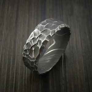 แหวนแต่งงานเหล็กดามัสกัสสำหรับผู้ชายทำด้วยมือแหวนหมั้นใช้ได้ทั้งชายและหญิงโดยผู้ผลิตมีดเครื่องมือกำหนดแหล่งพลังงานเอง - Product Image 6