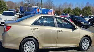 รถยนต์โตโยต้า Camry LE ปี 2012 มือสองคุณภาพดี นำเข้าจากยุโรป พวงมาลัยซ้าย/ขวา พร้อมส่งมอบเร็ว - Product Image 3